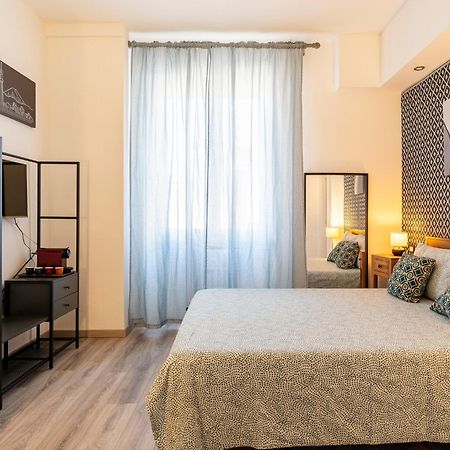 Livorno Central And Modern 2 Apts & 1 Room! Dış mekan fotoğraf